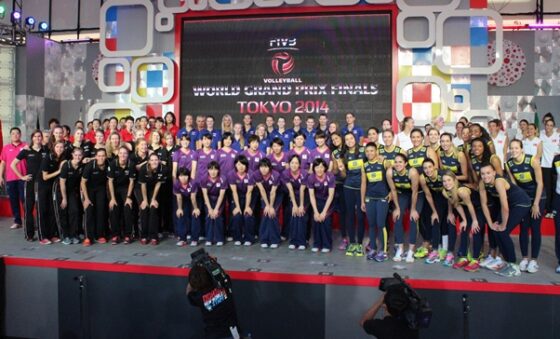出場全6チームが集結しファイナル東京大会開会式を開催 FIVBワールドグランプリ2014