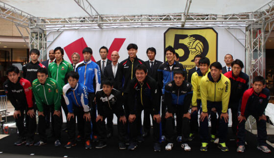 V・プレミアリーグ男子全チームの監督と選手が大阪・なんばに集結、2016/17 V・プレミアリーグ男子開幕記者会見を開催